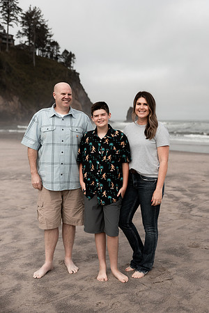 Family-Photos-2024-Lincoln-City-Oregon--3
