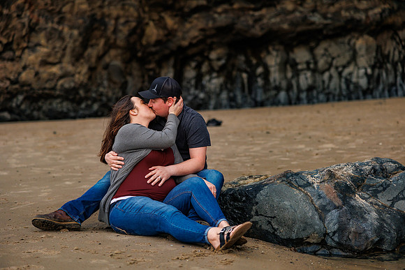 Blake-Maternity-Family-Oceanside-Beach-Oregon-2022-1186