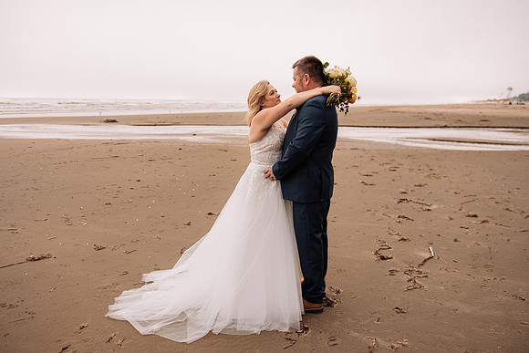 Justin-Emily-Elopement-Cape-Lookout-Tillamook-Oregon-Photos (11 of 61)