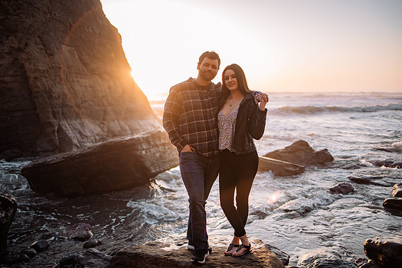 brittani-Nick-Otter-Crest-Couples-Photo-Session-Oregon-0091