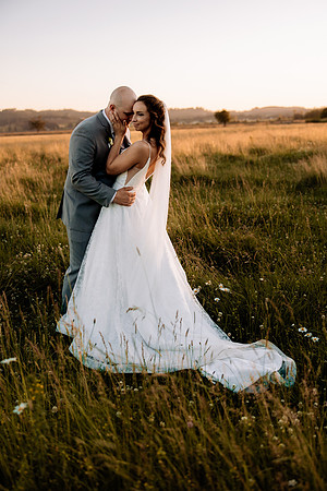 Chris-Victoria-Wedding-Photos-2022-Oregon-PORTRAITS (59)