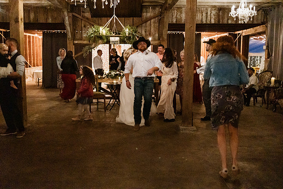 Gage-Mckayla-Adeline-Farm-Wedding-Photos-2021-1178