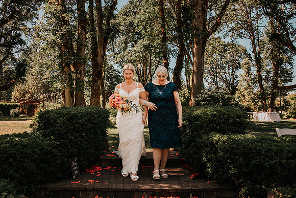 Derek-MacKenzie-Navarra-Gardens-Wedding-Oredon-Photos (53 of 177)