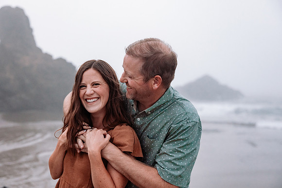 Family-Photos-2024-Lincoln-City-Oregon-47