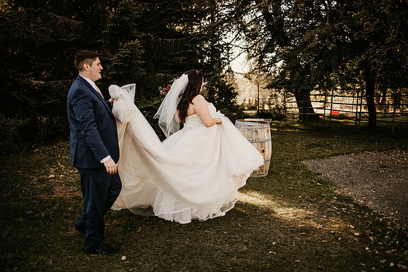 Connor-Cierra-Ranier-Washington-Barn-Rustic-Wedding-Washington-Wedding-Photos-9701