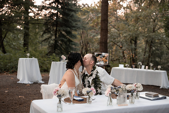 Ryan-Lynsie-Bridal-Veil-Lakes-Portland-Oregon-Weddingg-29