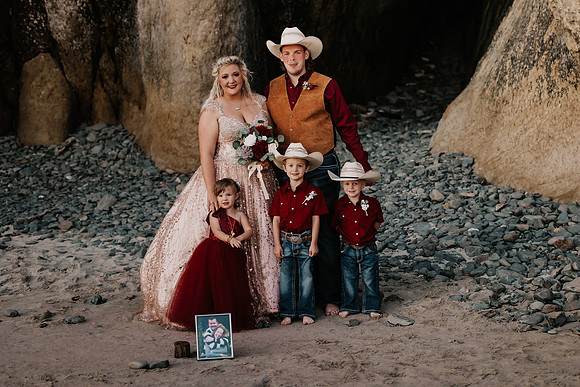 Kayla-Bo-Hug-Point-Oregon-Elopement-Photos-4094