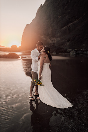 Anthony-Drayann-roadsend-lincoln-city-oregon-elopement-photos-7708
