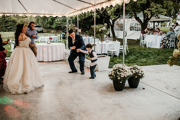 Connor-Cierra-Ranier-Washington-Barn-Rustic-Wedding-Washington-Wedding-Photos-0836