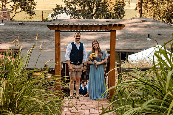 Nick-Melissa-backyard-Oregon-Wedding-2022-42