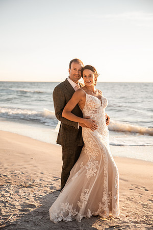 Bennett-Tamra-Sunset-Beach-House-Wedding-Saint-Peterburg-Florida-2021-8026