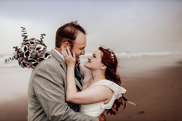 Annie-Ryan-Lincoln-city-roads-end-park-oregon-elopement-photos-207