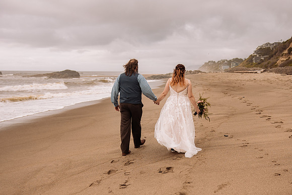 Jeff-April-Inn-Spanish-Head-Lincoln-City-oregon-Wedding-2022 (193 of 299)