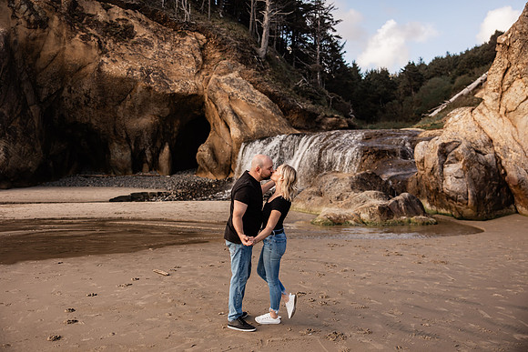 Cody-Lindsey-Engagement-Photos-Hug-Point-Oregon (11 of 56)