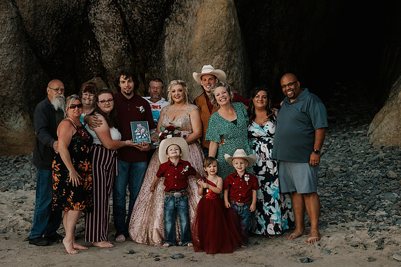 Kayla-Bo-Hug-Point-Oregon-Elopement-Photos-4239