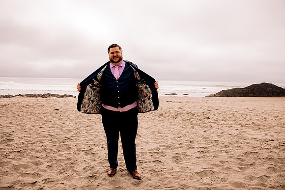 Joe-inn-at-spanish-head-lincoln-city-oregon-wedding-86