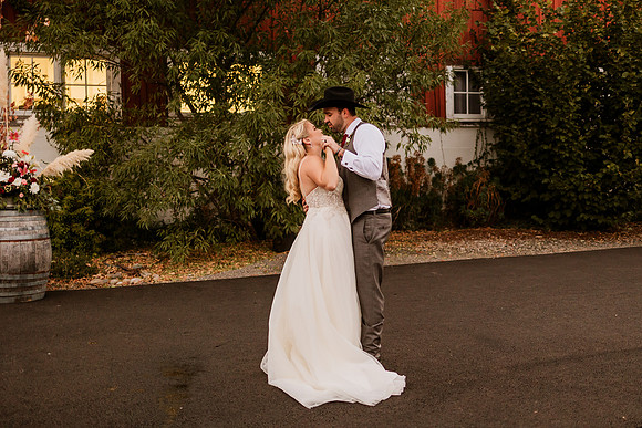 Gage-Mckayla-Adeline-Farm-Wedding-Photos-2021-0712