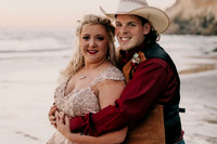 Kayla-Bo-Hug-Point-Oregon-Elopment-4366