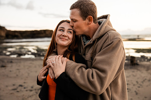 cole-jenn-suprise-proposal-otter-crest-beach-depoe-bay-oregon-photos-9696