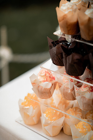 Ryan-Lynsie-Bridal-Veil-Lakes-Portland-Oregon-Weddingg-48