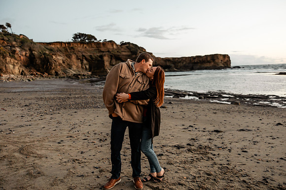 cole-jenn-suprise-proposal-otter-crest-beach-depoe-bay-oregon-photos-0046