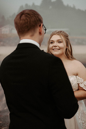 Dalten-MacKenzie-Neskowin-oregon-Elopement-photos (9 of 70)