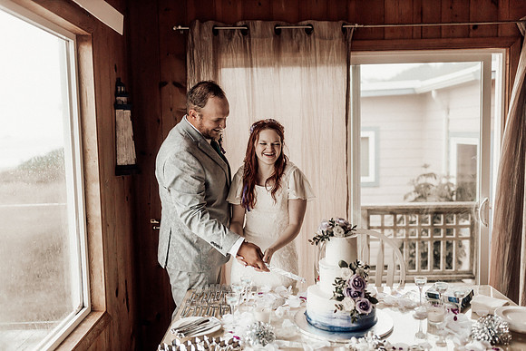 Annie-Ryan-Lincoln-city-roads-end-park-oregon-elopement-photos-221