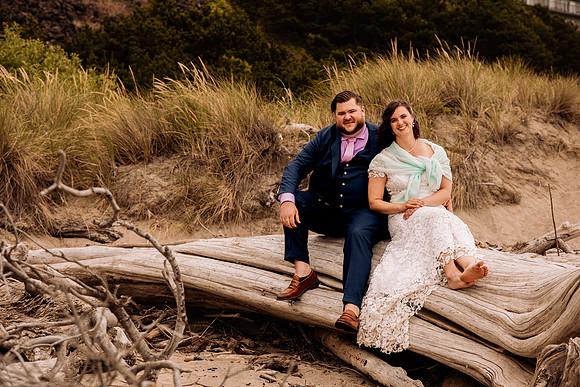 Joe-inn-at-spanish-head-lincoln-city-oregon-wedding-58