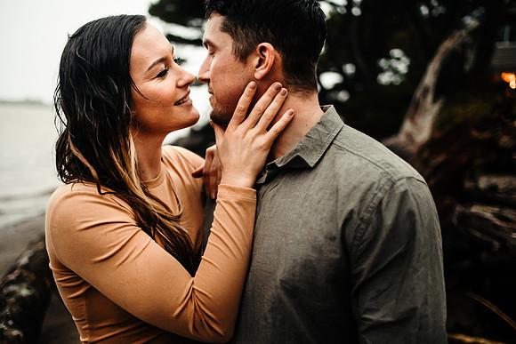 Derek-Surprise-Proposal-Engagement-Lincoln-City-Oregon-2021-Photos-9045