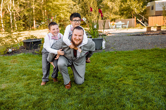 Taylor-Kim-Wedding-Lavender-Owl-Farm-Canby-Oregon-0414