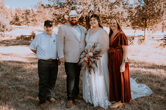 DYLAN-CLAIRE-WEDDING-FAMILY-12