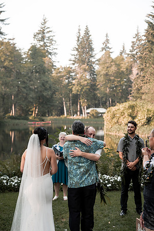 Ryan-Lynsie-Bridal-Veil-Lakes-Portland-Oregon-Weddingg-19