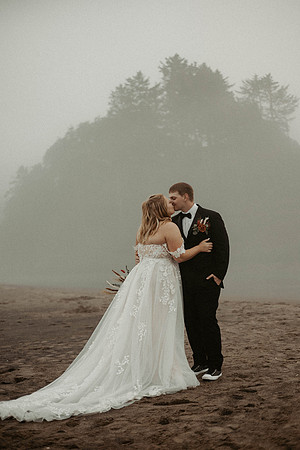 Dalten-MacKenzie-Neskowin-oregon-Elopement-photos (38 of 70)