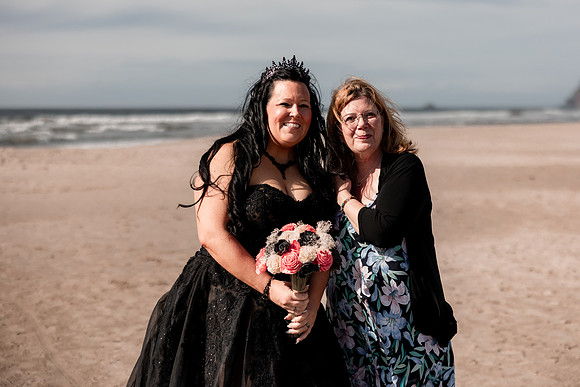 Christian-Brandi-Lincoln-City-Wedding-Photos (43)