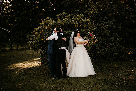 Connor-Cierra-Ranier-Washington-Barn-Rustic-Wedding-Washington-Wedding-Photos-9693