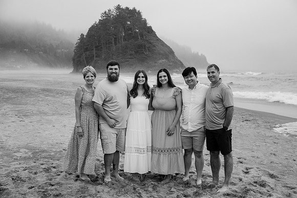 Marybeth-Neskowin-Oregon-Family-Photos-2025 (65 of 78)