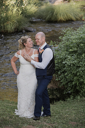 Derrick-Kenzie-Navarra-Gardens-Willamina-Oregon-Wedding-Photos (358 of 436)
