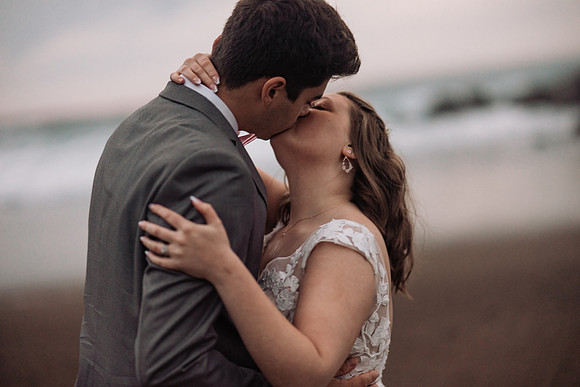 Eric-Kylee-Fishing-Rock-Elopement-Depoe-Bay-0regon-Photos-9411