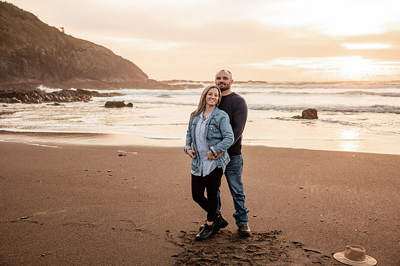 Stuart-Monique-Lincoln-City-Fogarty-creek-Oregon-Couples-Photos-2924