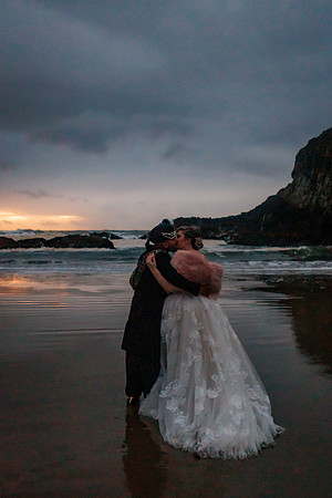 Tandi-Bobby-Seal-Rock-Oregon-Intimate-Elopement-photos-0585