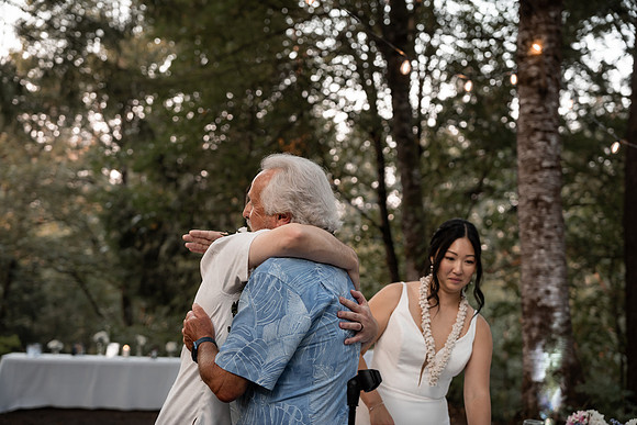 Ryan-Lynsie-Bridal-Veil-Lakes-Portland-Oregon-Weddingg-43