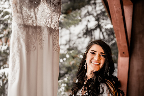 Tyler-Brittani-Lake-Priest-Idaho-Winter-Snow-Wedding-2021-03069