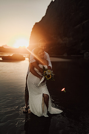 Anthony-Drayann-roadsend-lincoln-city-oregon-elopement-photos-7637