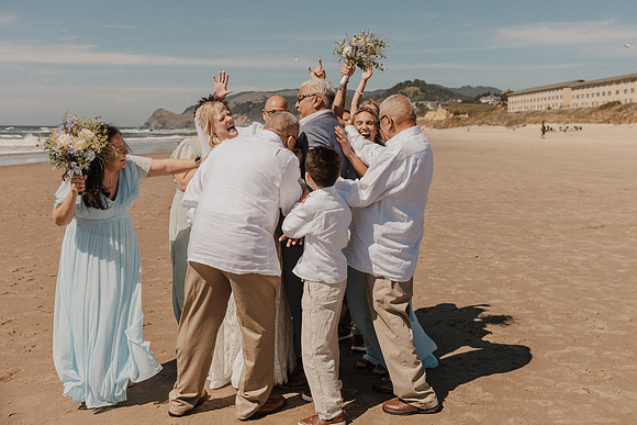 Marcus-Lori-Chinook-Winds-Seafood-Grille-Lincoln-City-Oregon-Wedding-Photos (196 of 477)