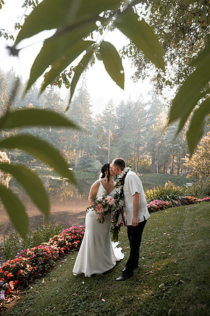 Ryan-Lynsie-Bridal-Veil-Lakes-Portland-Oregon-Weddingg-53