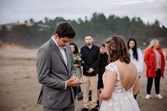 Eric-Kylee-Fishing-Rock-Elopement-Depoe-Bay-0regon-Photos-4618