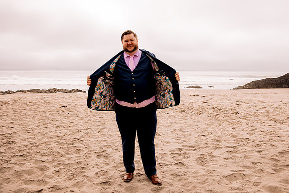 Joe-inn-at-spanish-head-lincoln-city-oregon-wedding-85