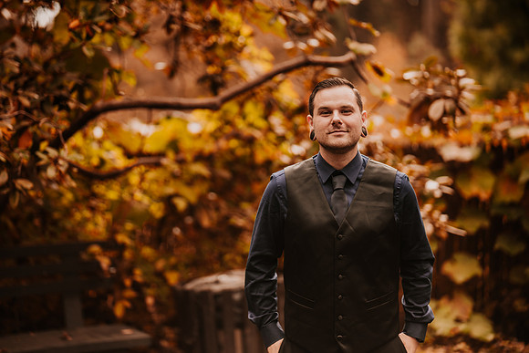 Autumn-Brad-Fall-Eugene-Oregon-Hendricks-Park-Elopement-Wedding-Photos-9935