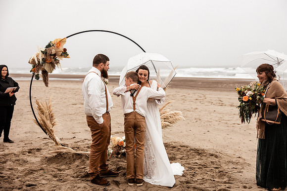 Mike-Katie-Depoe-Bay-Oregon-Elopement-Photos-0484