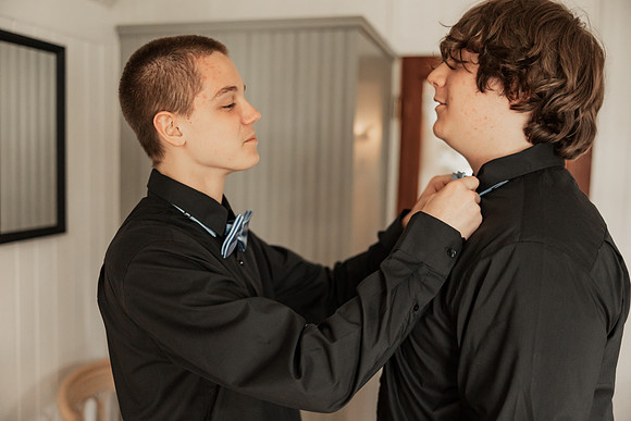 Jason-Lexi-Gearheart-Oregon-Wedding-Photos-13